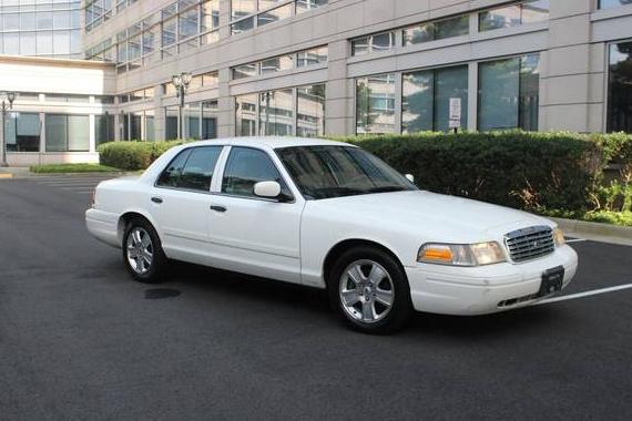 FORD CROWN VICTORIA 2011 2FABP7EV1BX147309 image